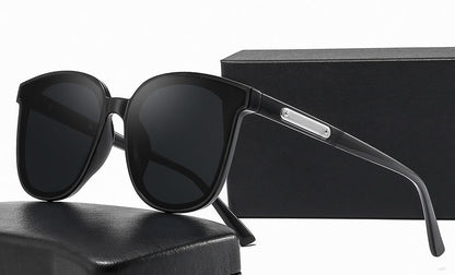 Aurora Sunglasses – Classic UV Protection Sunglasses for Men & Women | Fashionable & Lightweight (Optional Colors)