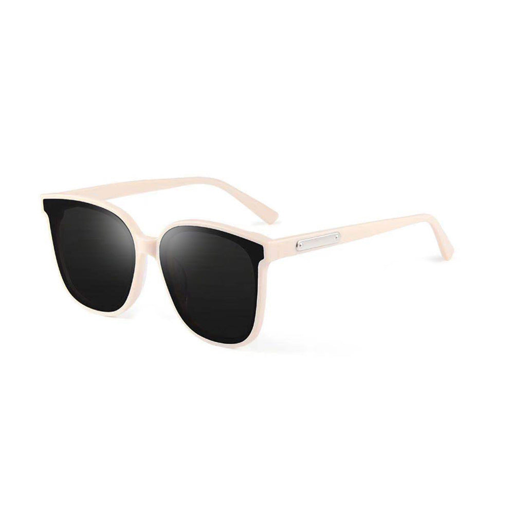 Aurora Sunglasses – Classic UV Protection Sunglasses for Men & Women | Fashionable & Lightweight (Optional Colors)
