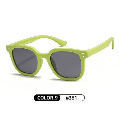 Stylish Square Kids Sunglasses - Fashionable Shield for Little Explorers