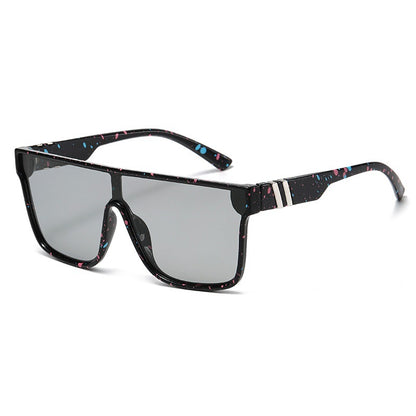 Adaptive Grey Photochromic Sunglasses with Multi-Color Styles