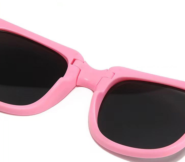 Square Foldable Kids Sunglasses – UV400 Protection & Lightweight Design